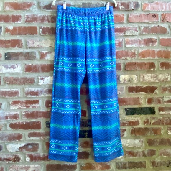 Cat & Jack Winter Pajamas Set, Pants and Top, Soft and Cozy, Size XL (16). - Picture 7 of 12